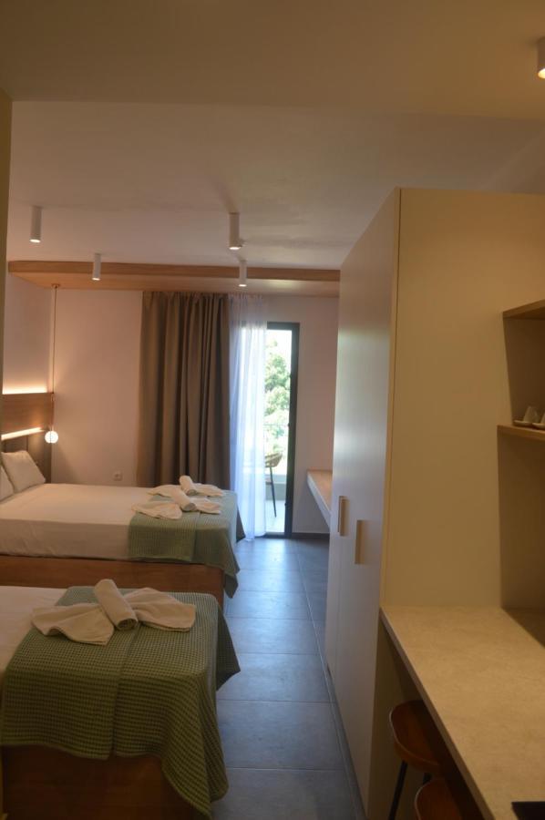 Asteras Hotel Сарти Екстериор снимка